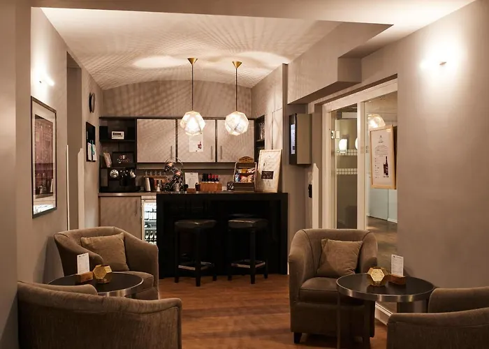 Gaestehaus Des Elsa Braendstroem Haus Hotel